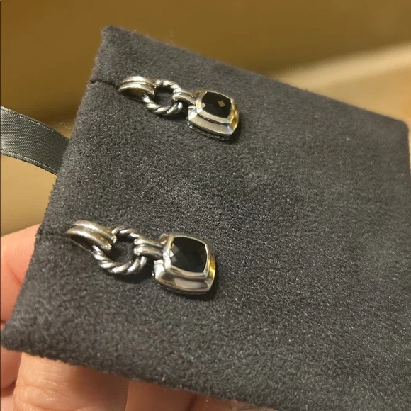 Authentic David Yurman silver and black onyx earrings. - Picture 2 of 5